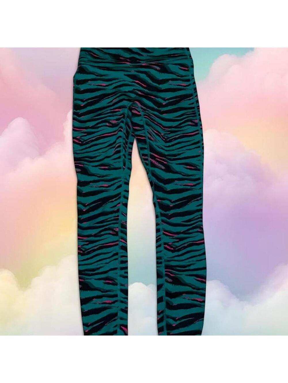 Incredible original release Fabletics Trinity pocket teal and pink zebra stripe